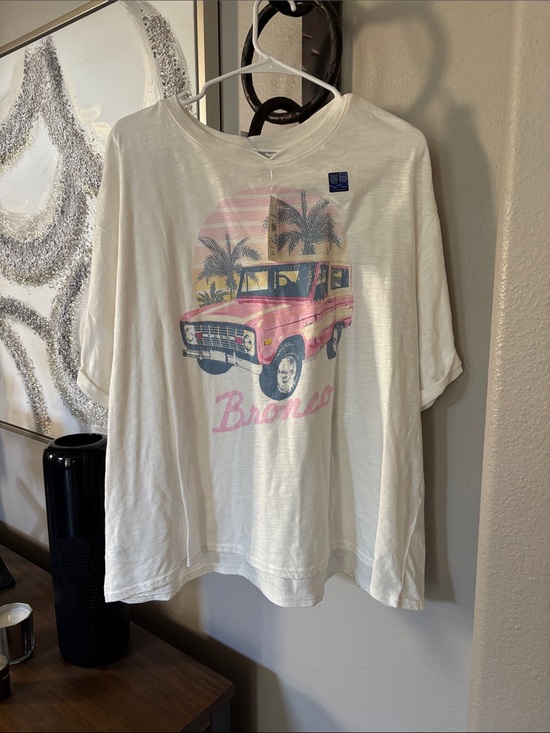 Cato Tops - Bronco Graphic Tee - White with Pink Print nwt